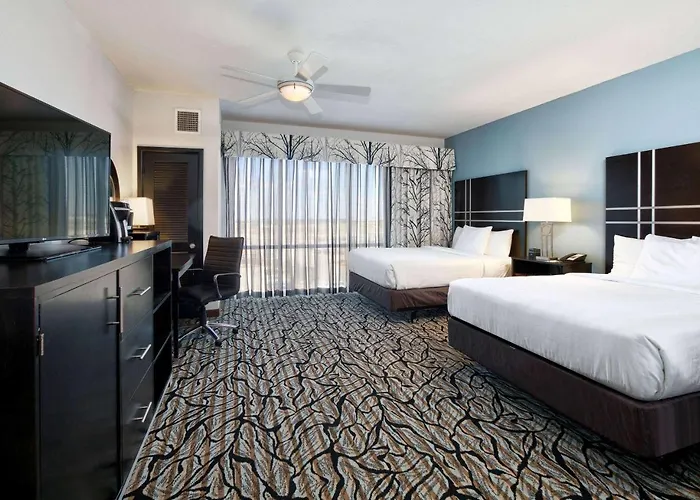 La Quinta Inn & Suites By Wyndham Lubbock Southwest
