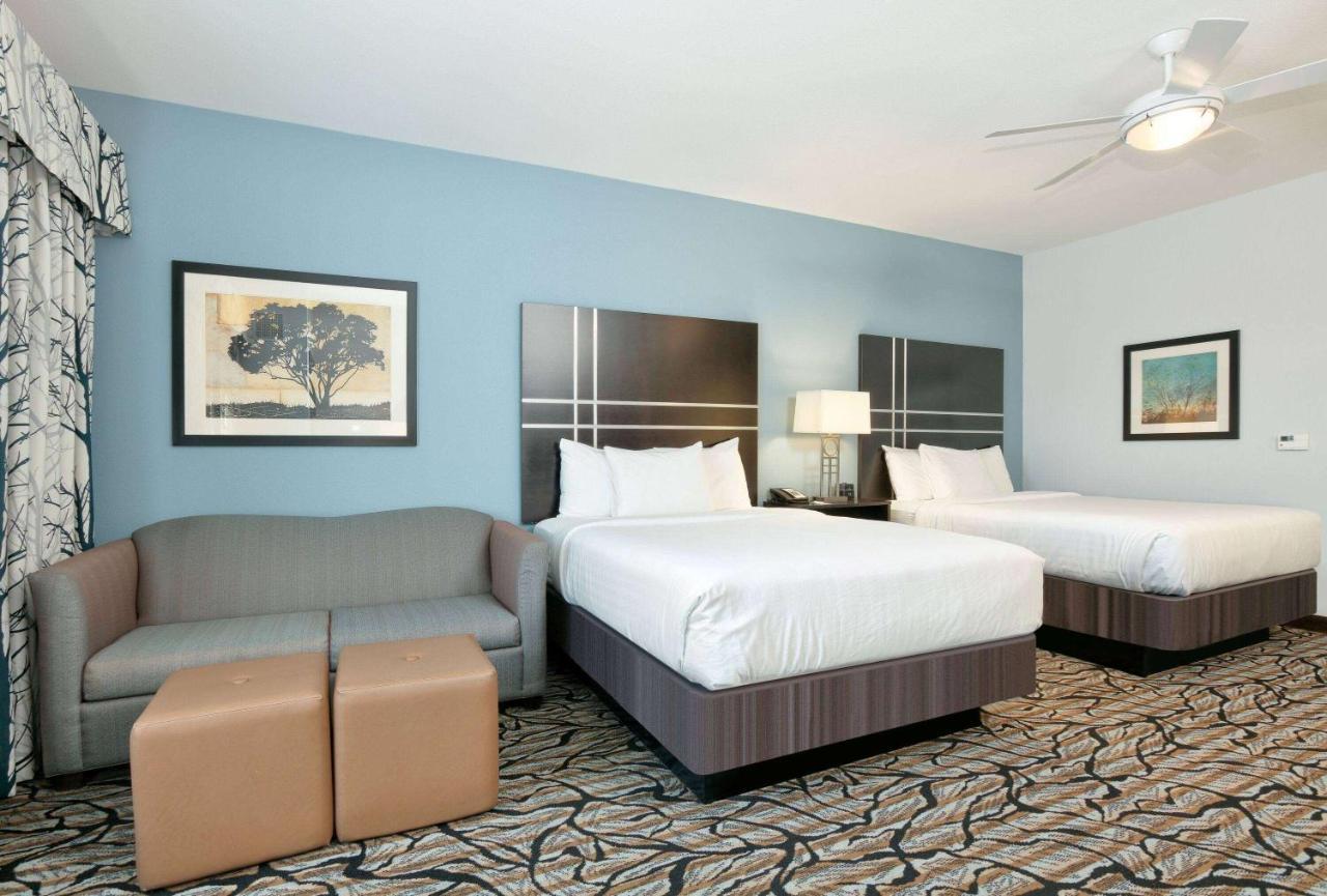 Hotel La Quinta & By Wyndham Southwest 3*